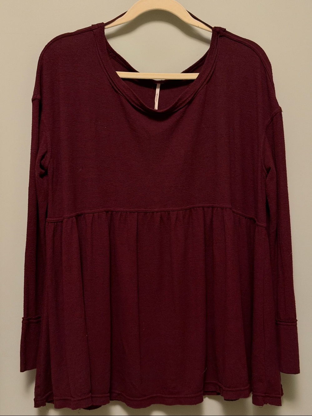 Free People MSRP $88 PTP 24”babydoll tunic Sweater